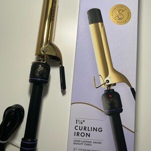 Hot Tools Curling Iron